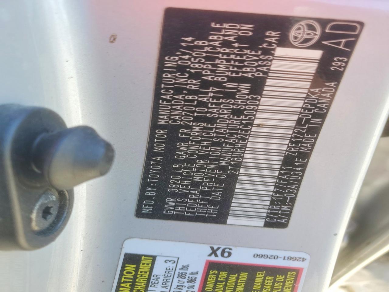 2014 TOYOTA COROLLA L photo 12