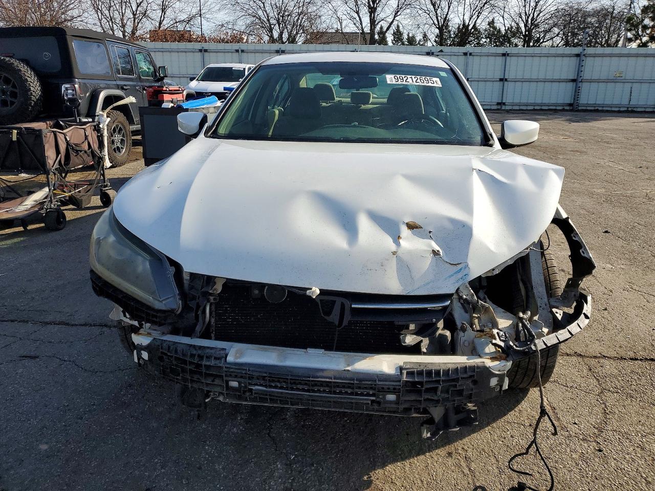 2014 HONDA ACCORD LX photo 5
