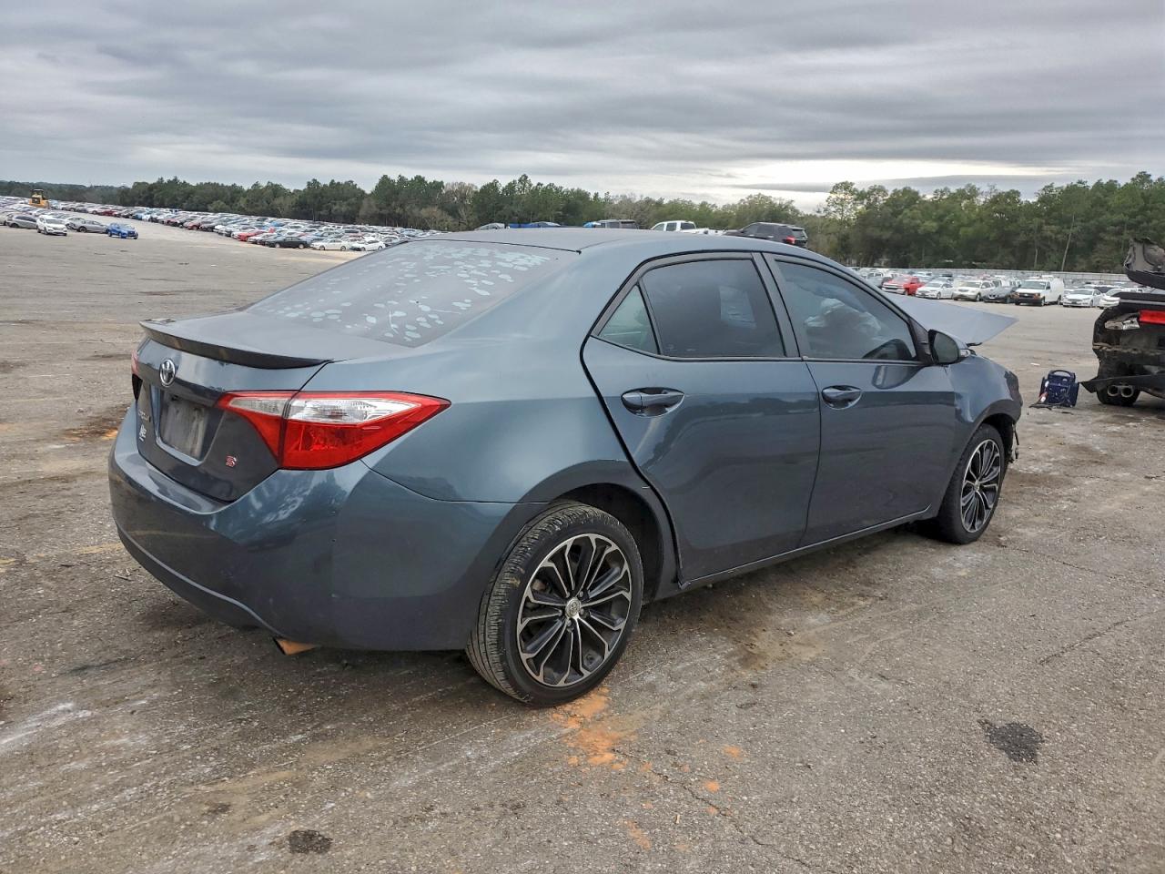 2015 TOYOTA COROLLA L photo 3