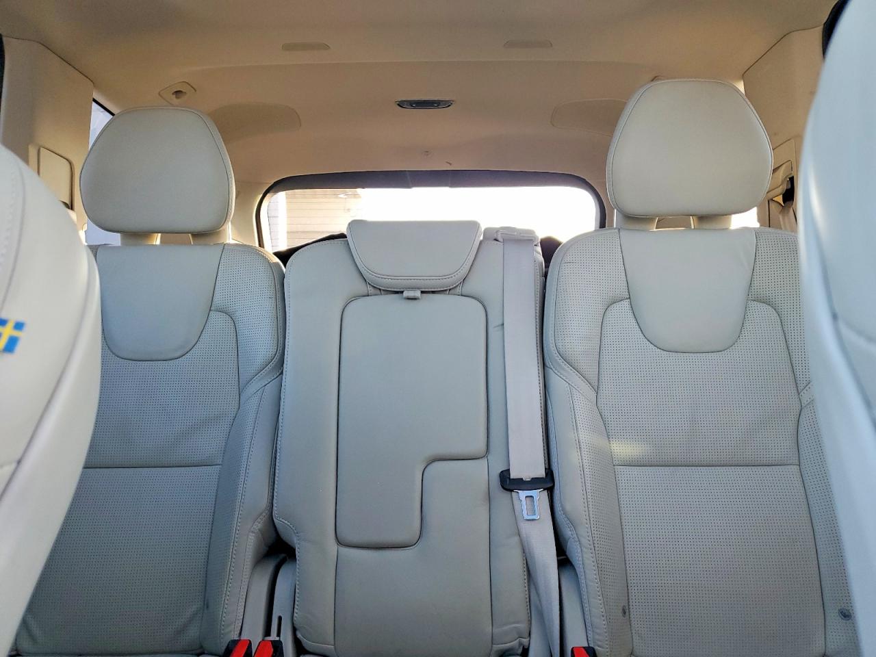 2017 VOLVO XC90 T6 photo 10