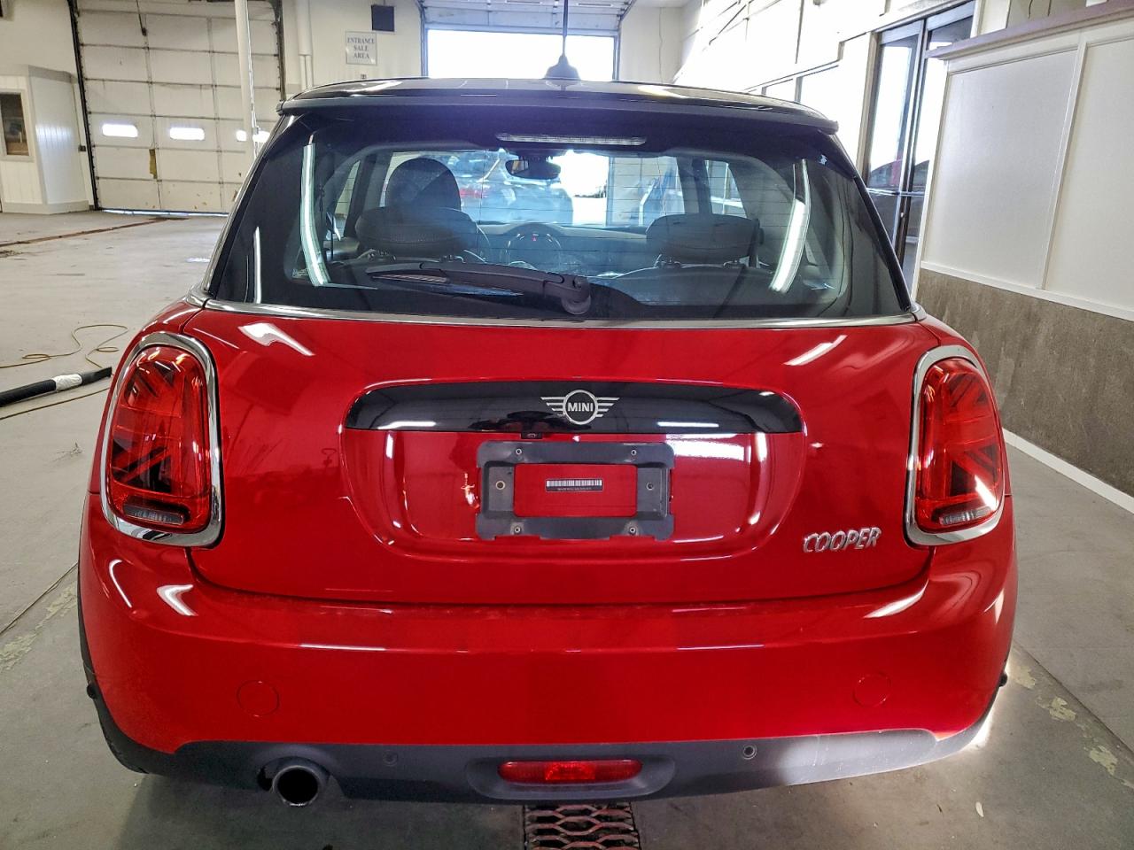 2019 MINI COOPER photo 6