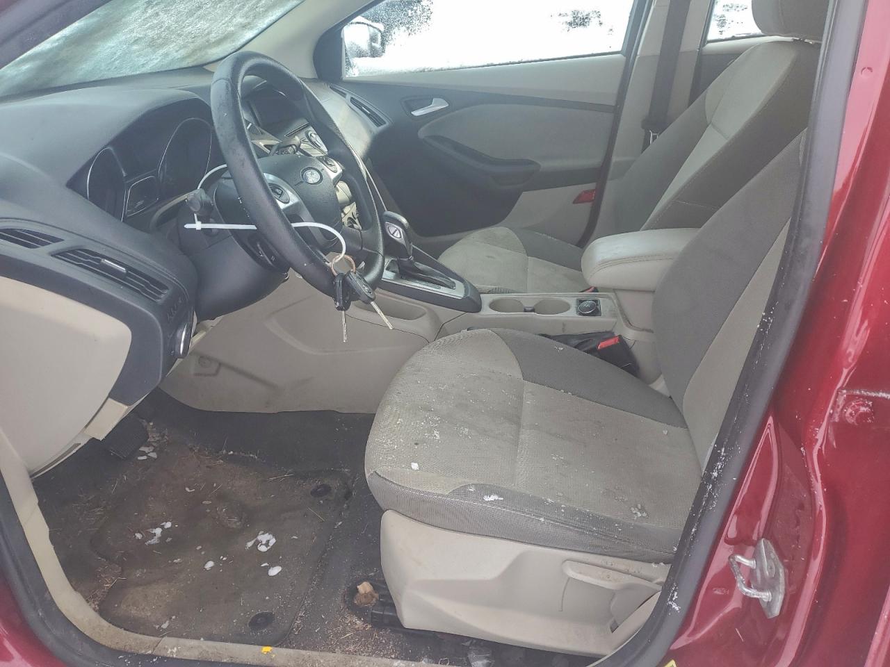 2014 FORD FOCUS SE photo 7