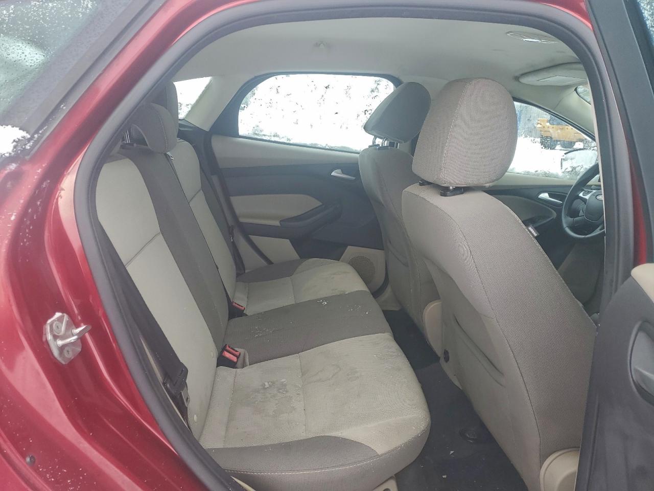 2014 FORD FOCUS SE photo 10
