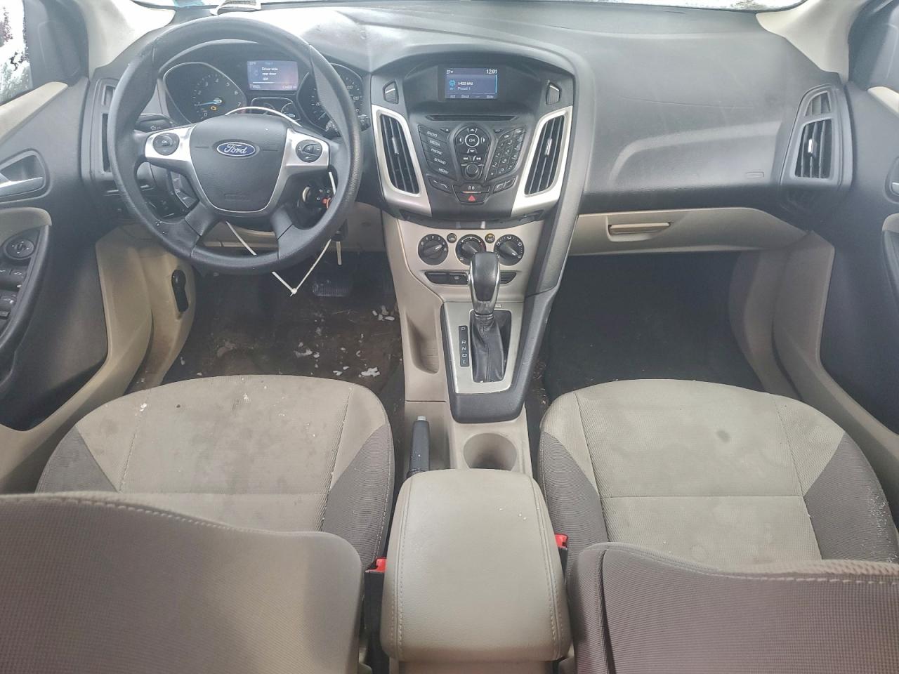 2014 FORD FOCUS SE photo 8
