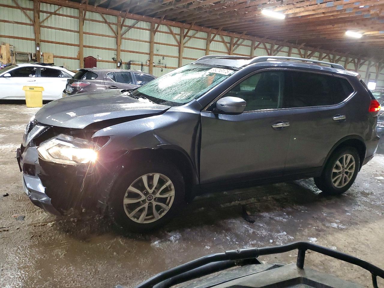 2017 NISSAN ROGUE
