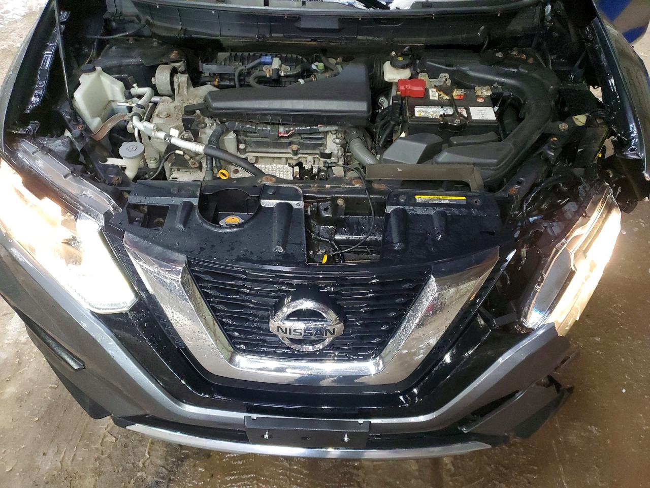 2017 NISSAN ROGUE SV photo 12