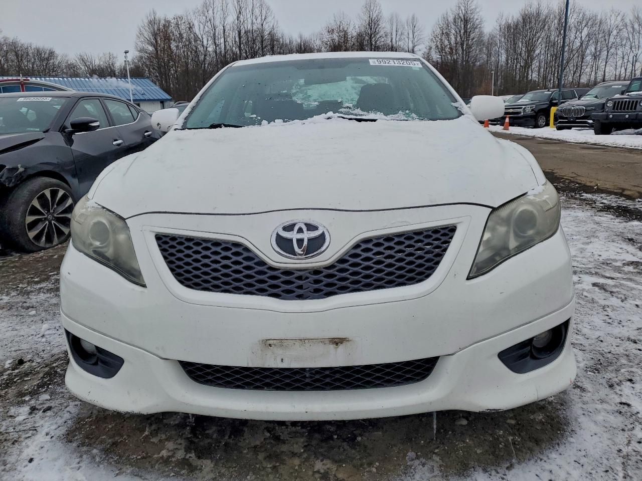 2010 TOYOTA CAMRY BASE photo 5