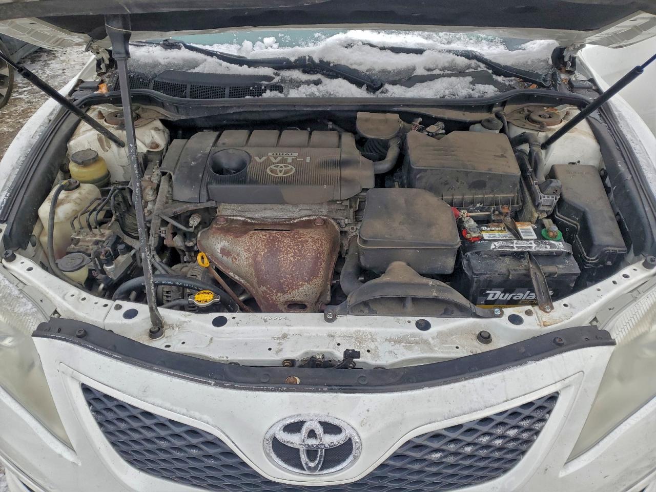 2010 TOYOTA CAMRY BASE photo 11