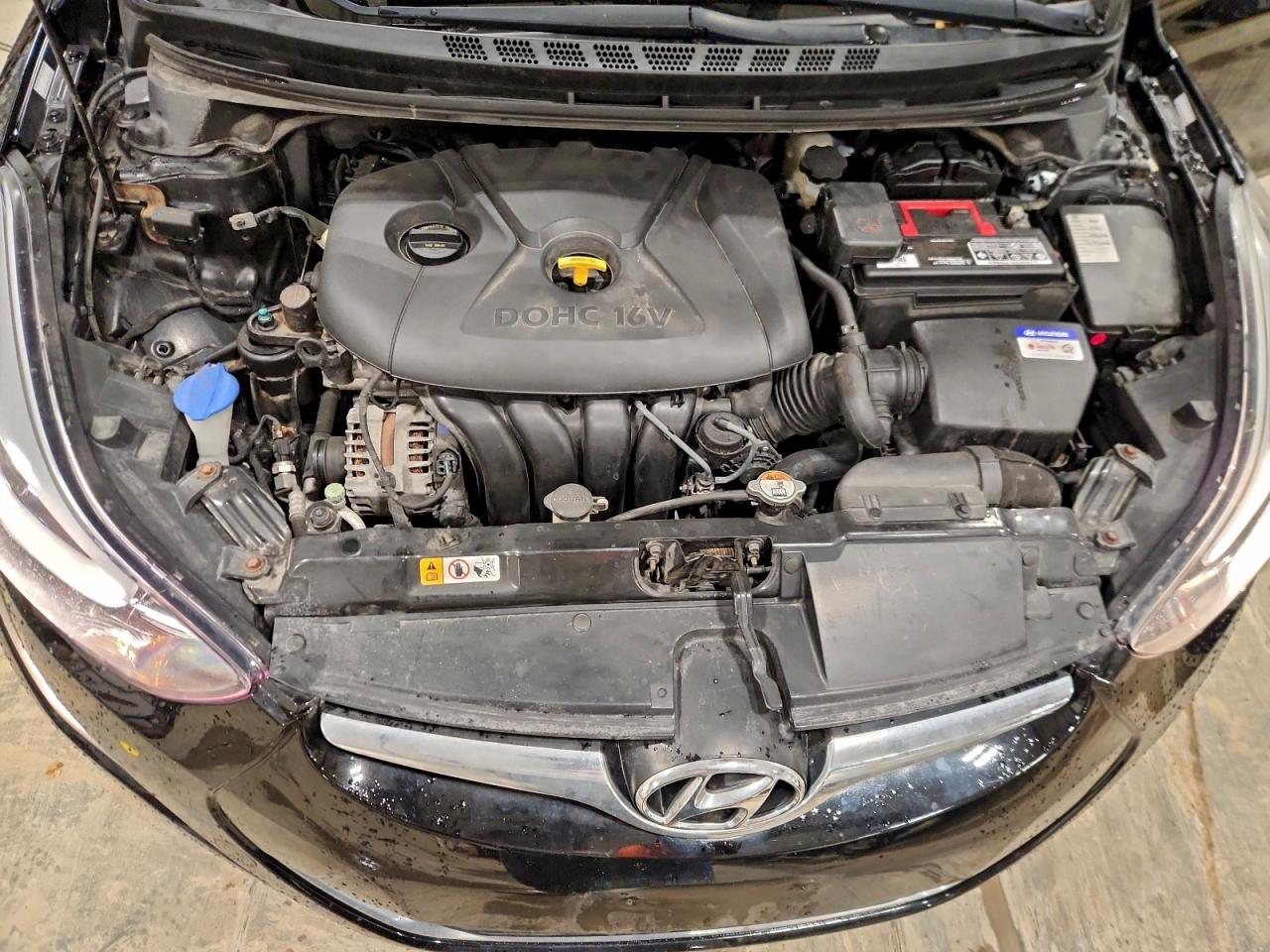 2016 HYUNDAI ELANTRA SE photo 11