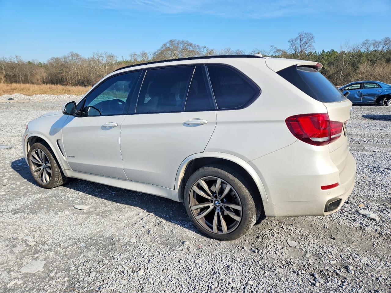 2015 BMW X5 XDRIVE35I photo 2