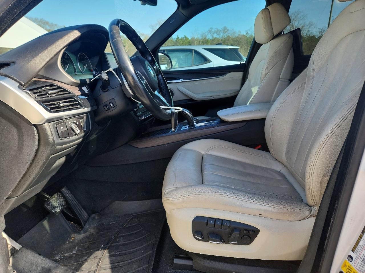2015 BMW X5 XDRIVE35I photo 7