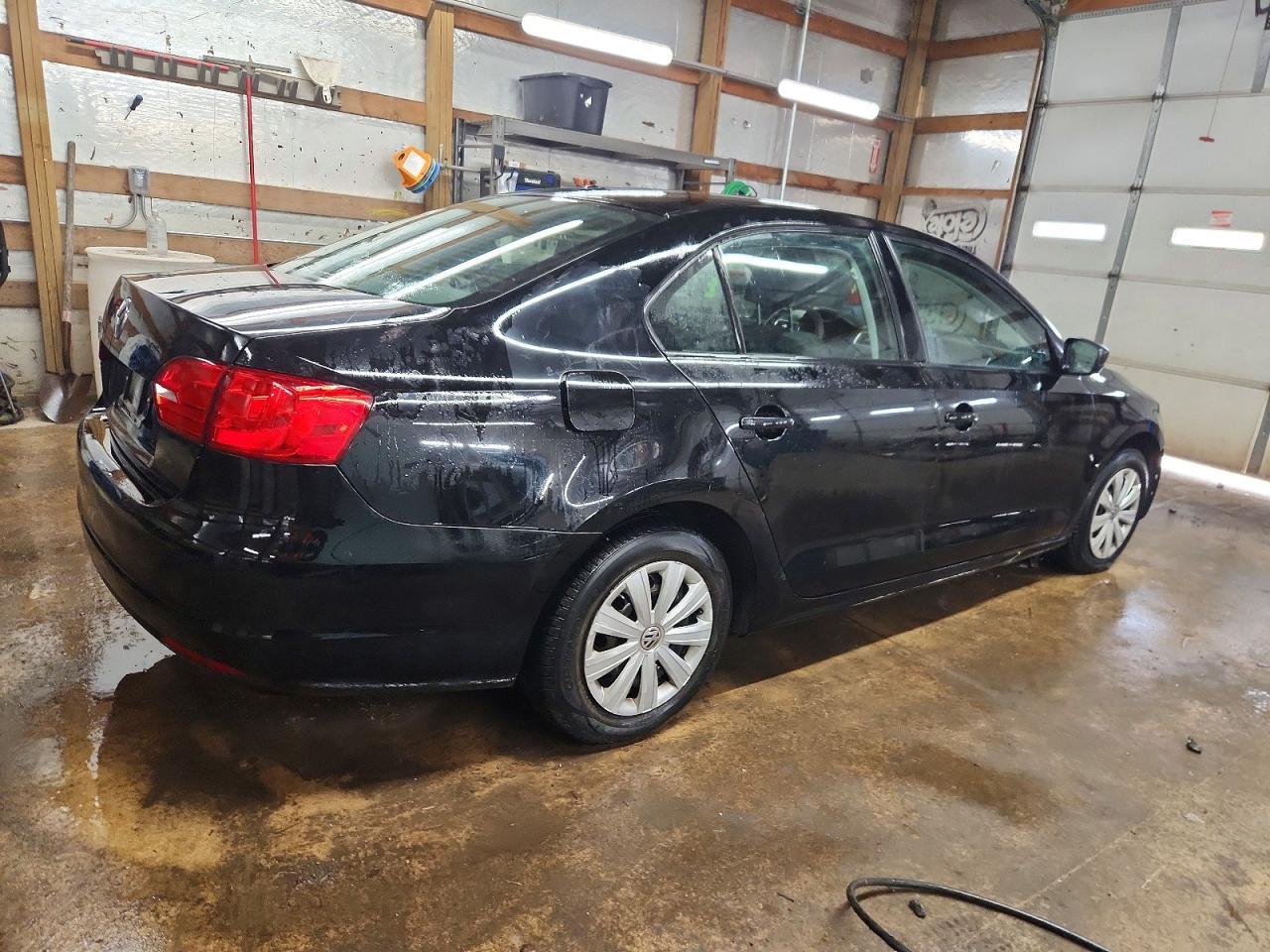 2014 VOLKSWAGEN JETTA BASE photo 3