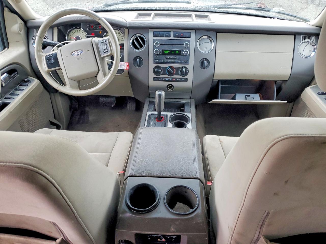 2011 FORD EXPEDITION XLT photo 8