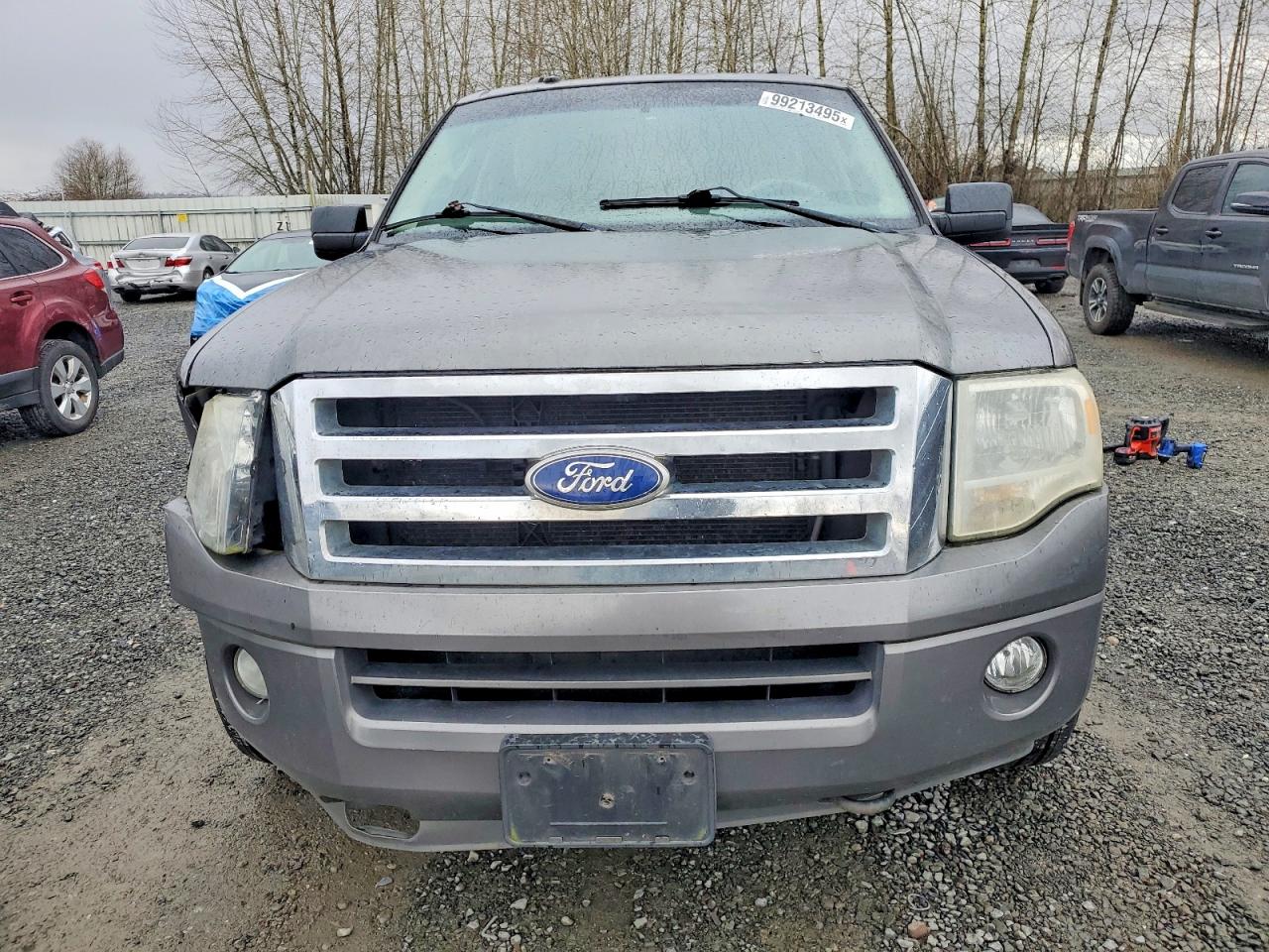 2011 FORD EXPEDITION XLT photo 5