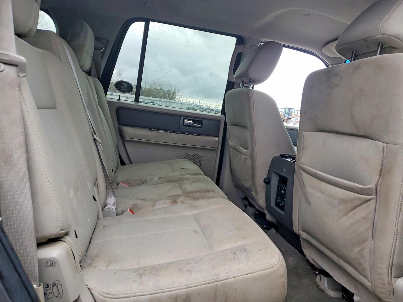 2011 FORD EXPEDITION XLT photo 11