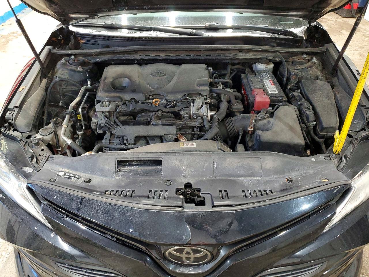 2019 TOYOTA CAMRY L photo 11