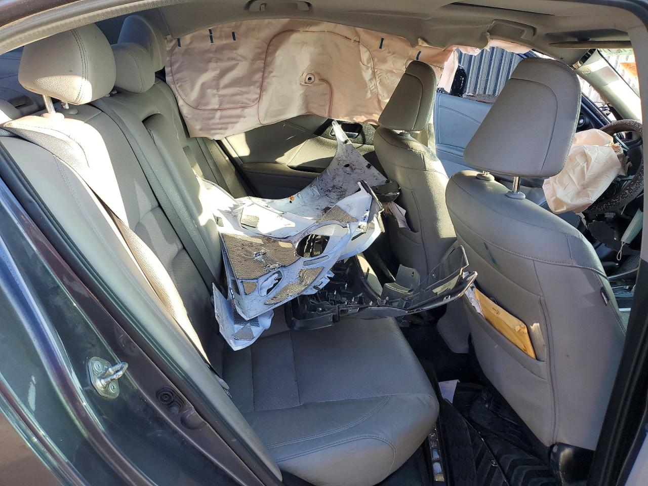 2016 HONDA ACCORD EXL photo 10