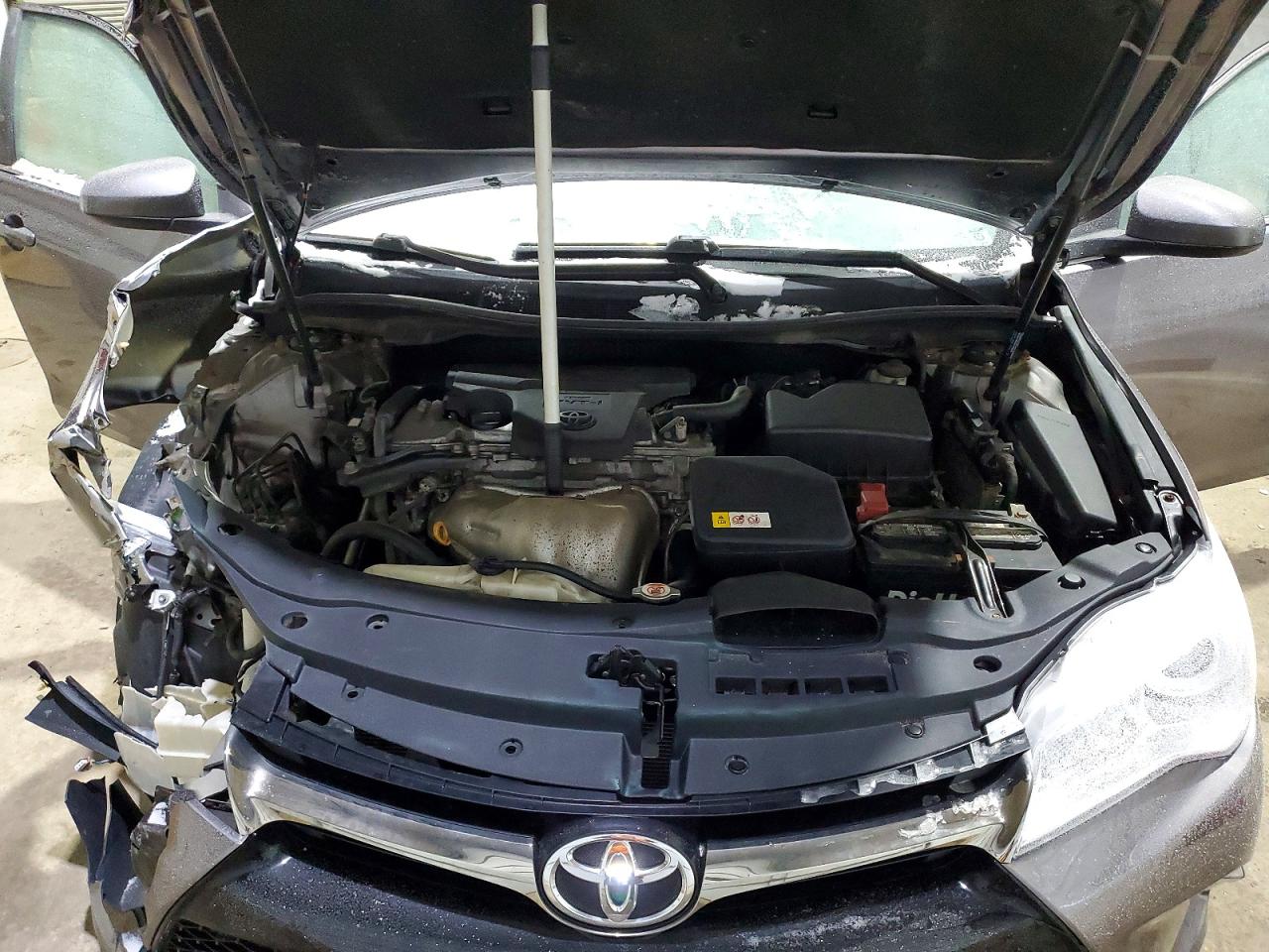 2017 TOYOTA CAMRY LE photo 21