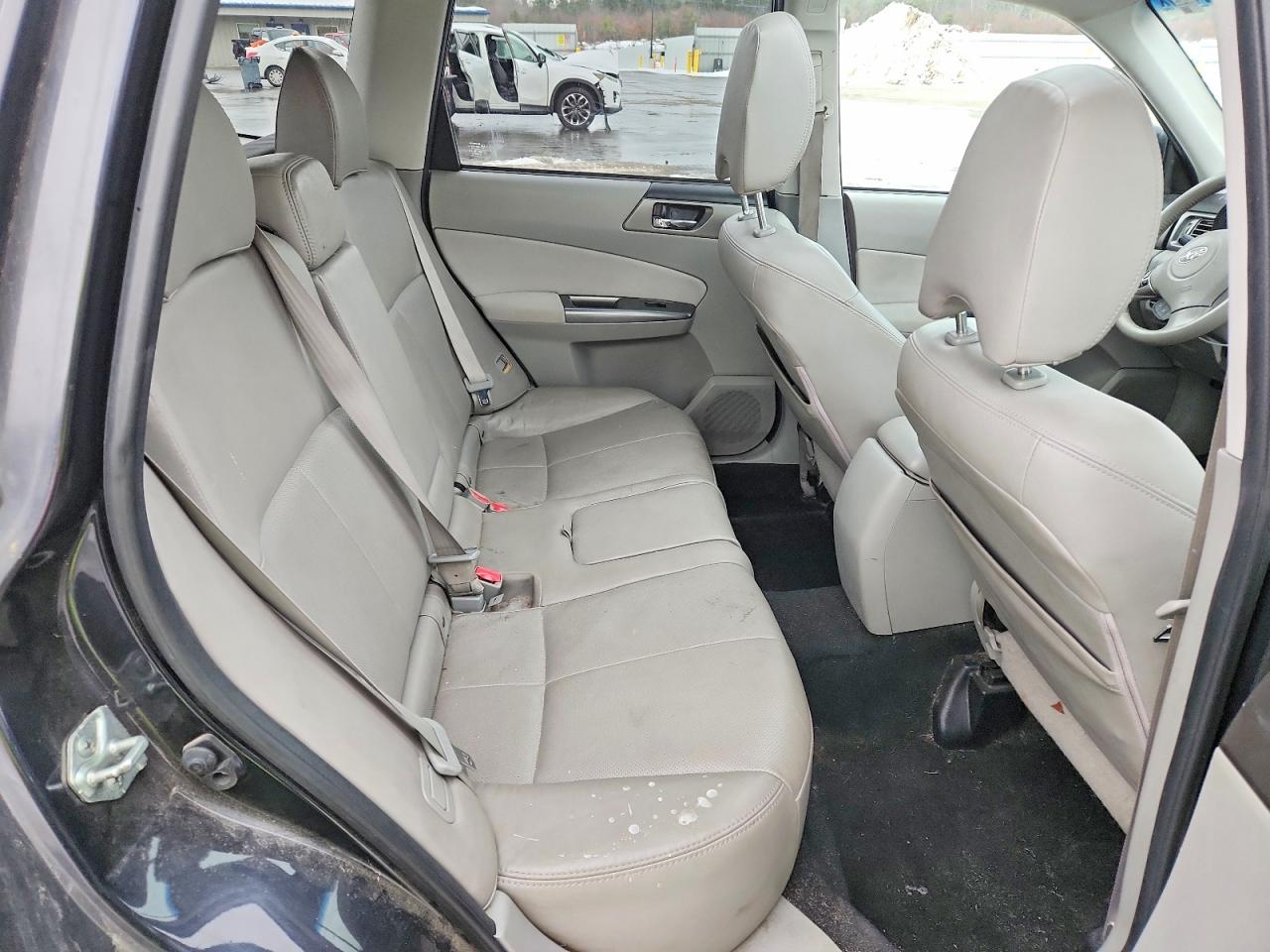 2011 SUBARU FORESTER TOURING photo 10