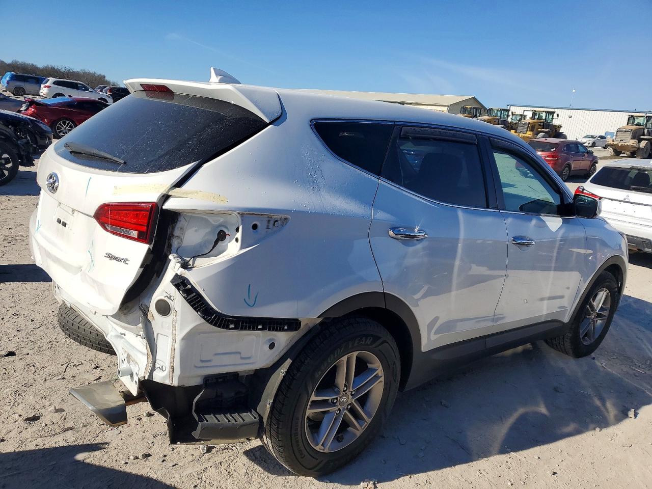 2017 HYUNDAI SANTA FE SPORT photo 3