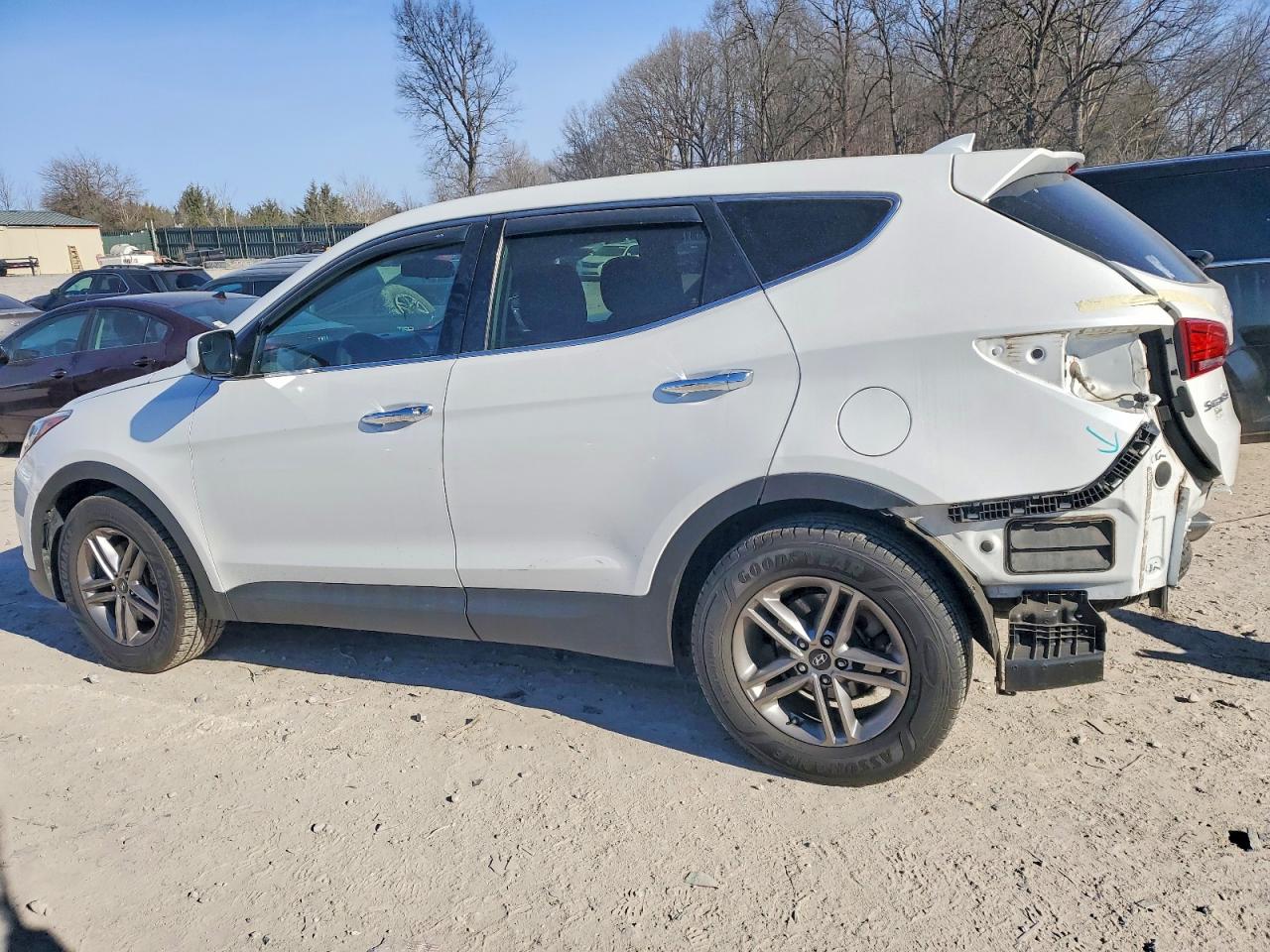 2017 HYUNDAI SANTA FE SPORT photo 2