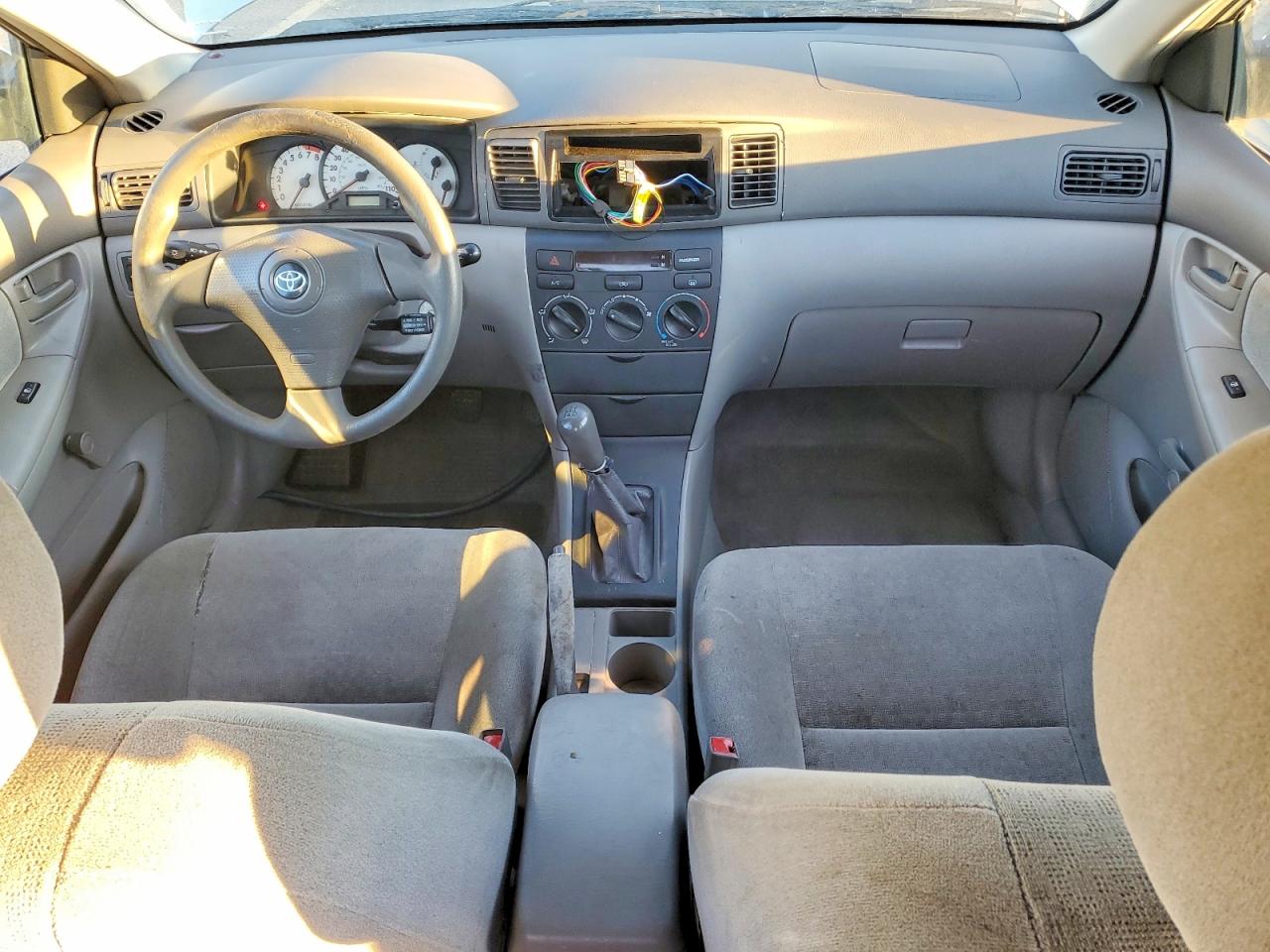 2003 TOYOTA COROLLA CE photo 8