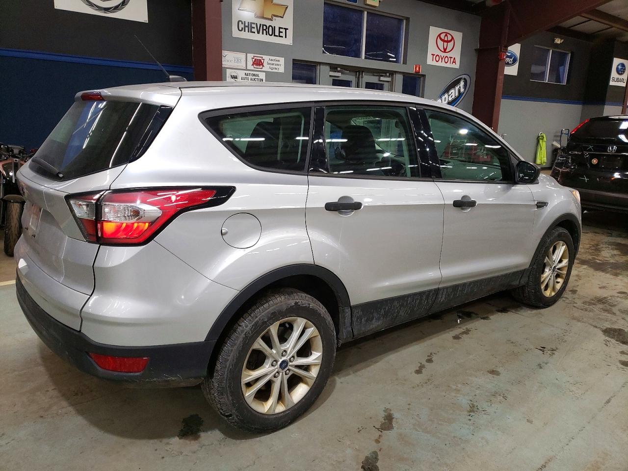 2017 FORD ESCAPE S photo 3