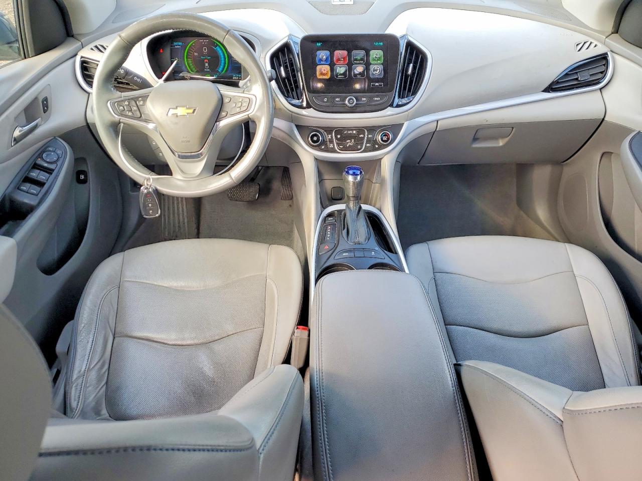 2017 CHEVROLET VOLT LT photo 8