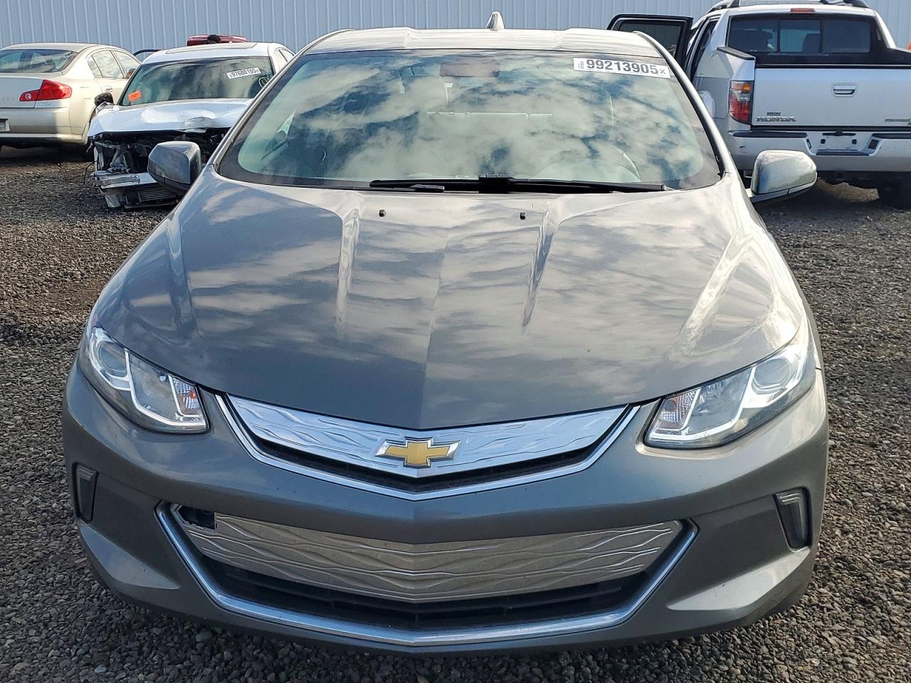2017 CHEVROLET VOLT LT photo 5