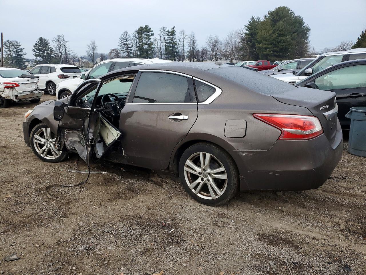 2013 NISSAN ALTIMA 3.5S photo 2