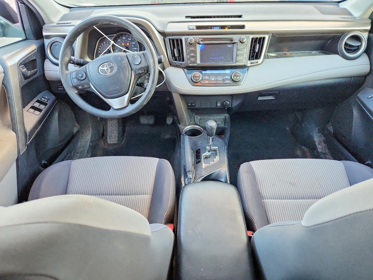 2013 TOYOTA RAV4 XLE photo 8