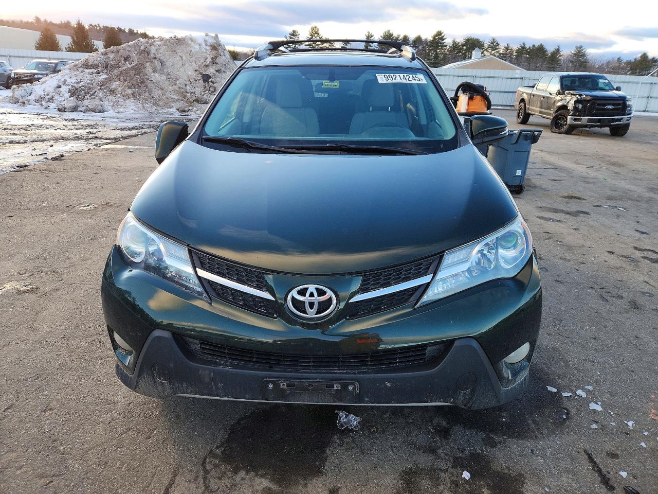 2013 TOYOTA RAV4 XLE photo 5