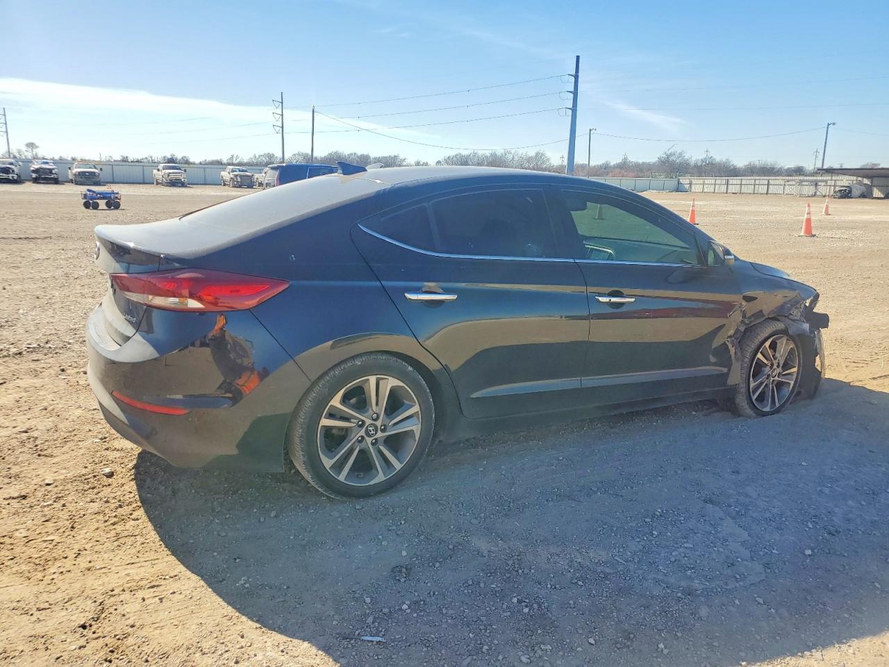 2017 HYUNDAI ELANTRA SE photo 3