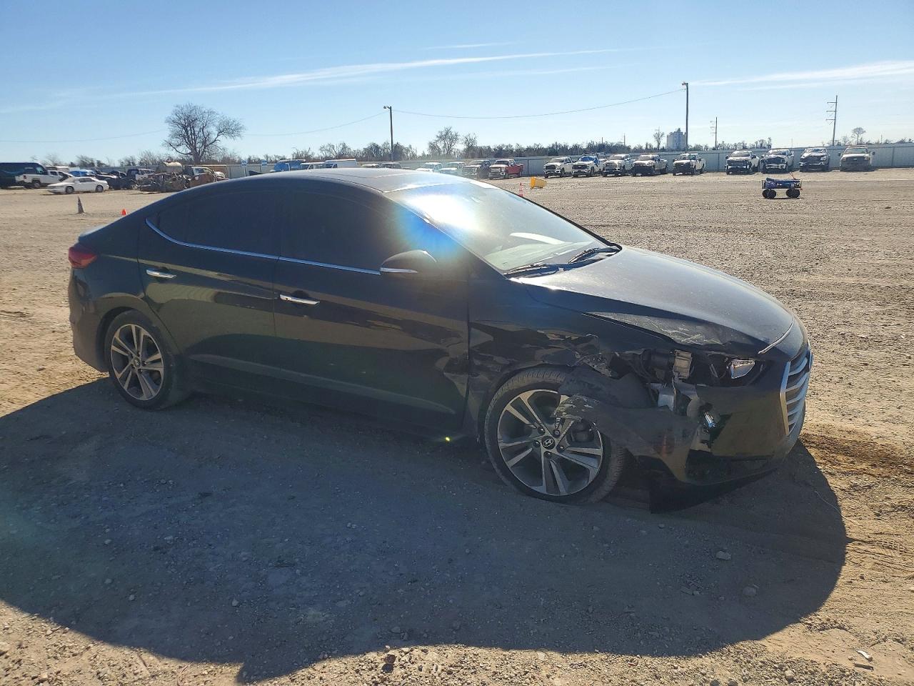2017 HYUNDAI ELANTRA SE photo 4