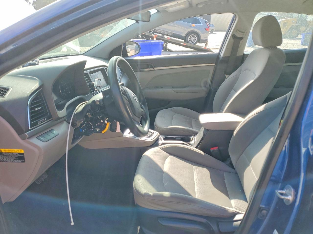 2017 HYUNDAI ELANTRA SE photo 7