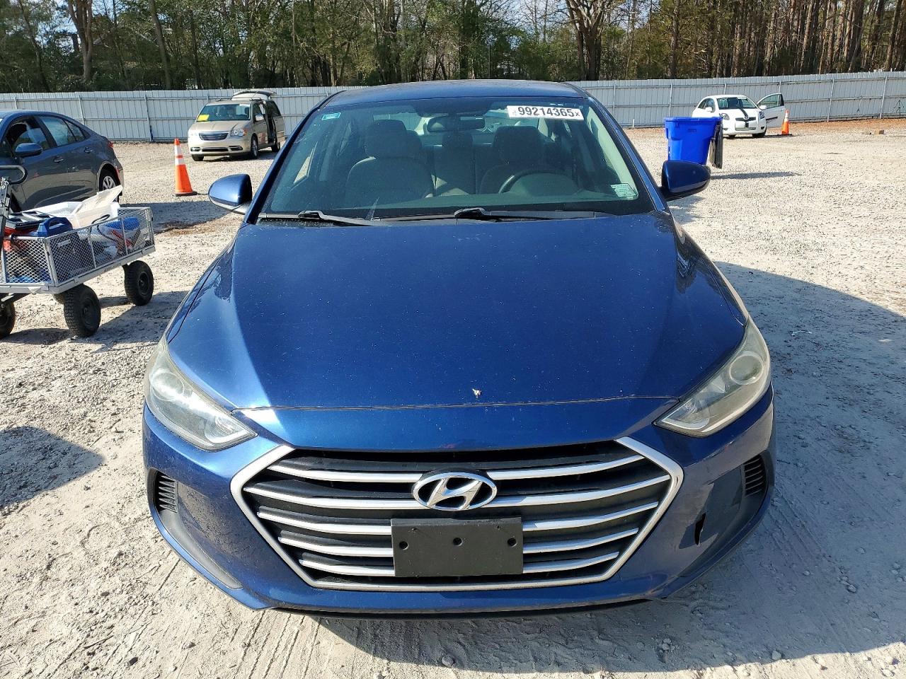 2017 HYUNDAI ELANTRA SE photo 5