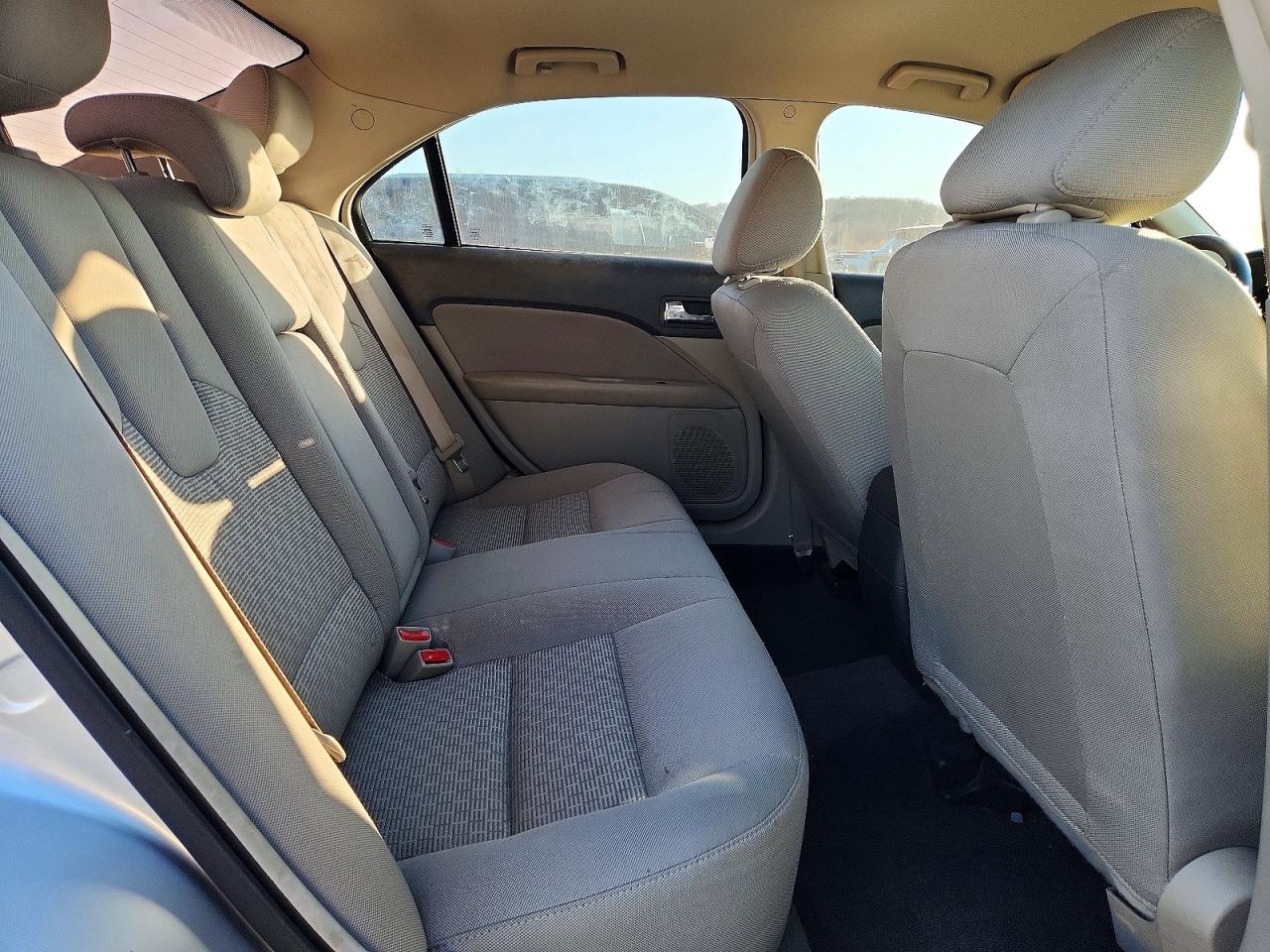 2011 FORD FUSION S photo 10