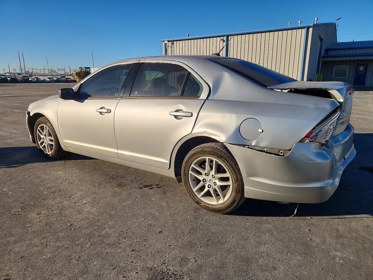 2011 FORD FUSION S photo 2