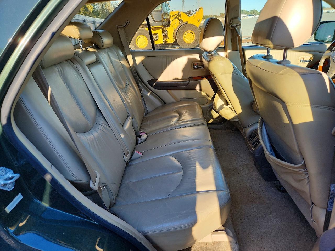 2002 LEXUS RX 300 photo 11