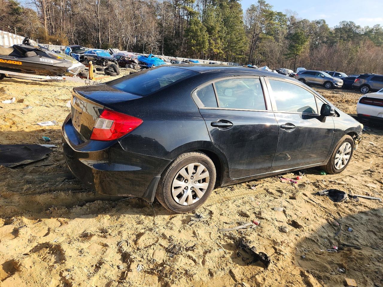 2012 HONDA CIVIC LX photo 5