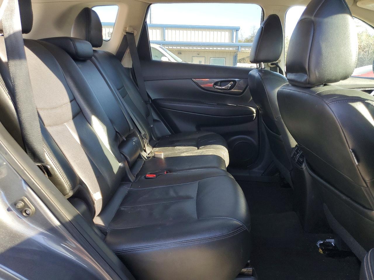 2016 NISSAN ROGUE S photo 11