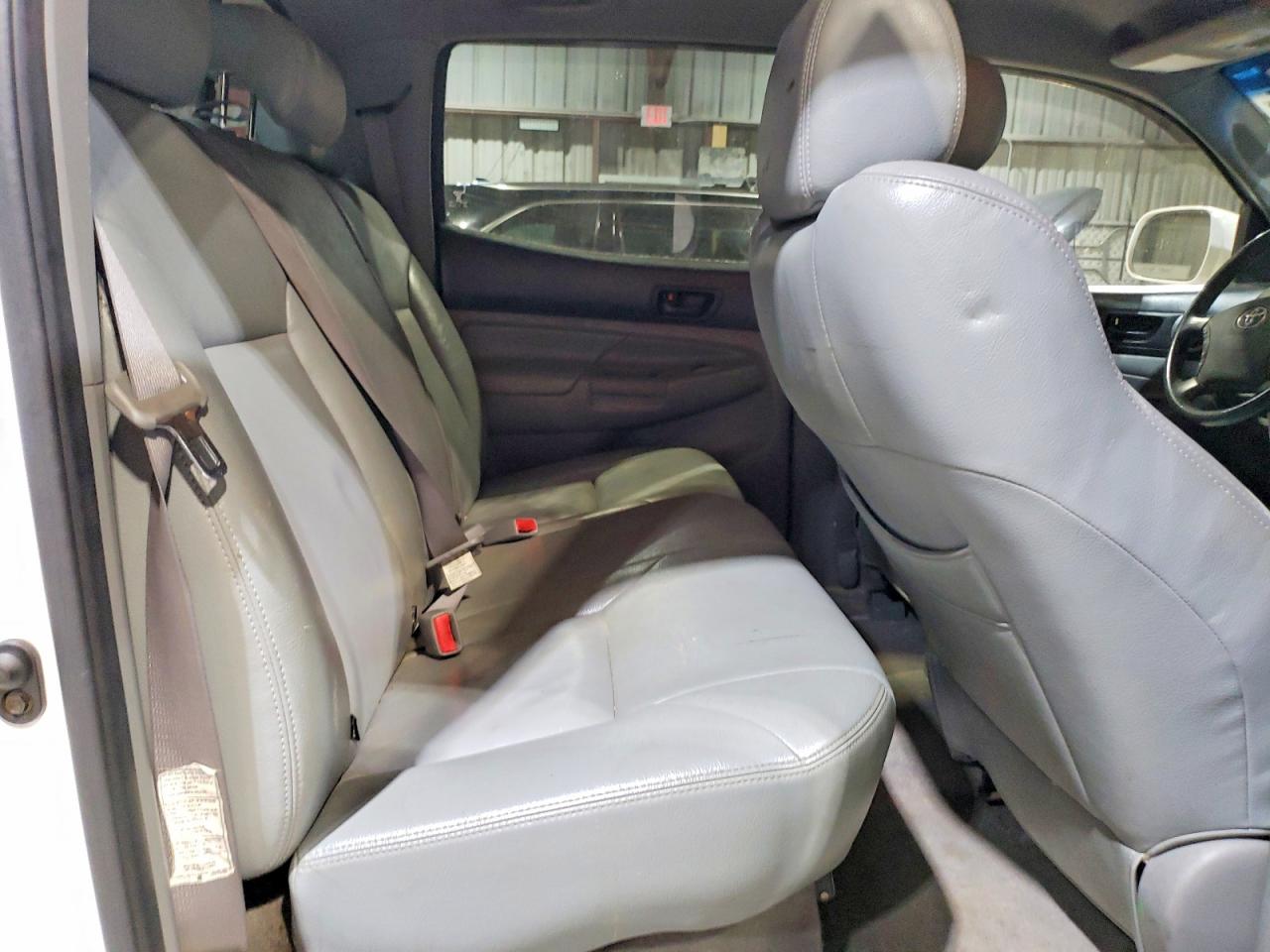 2006 TOYOTA TACOMA DOUBLE CAB photo 10