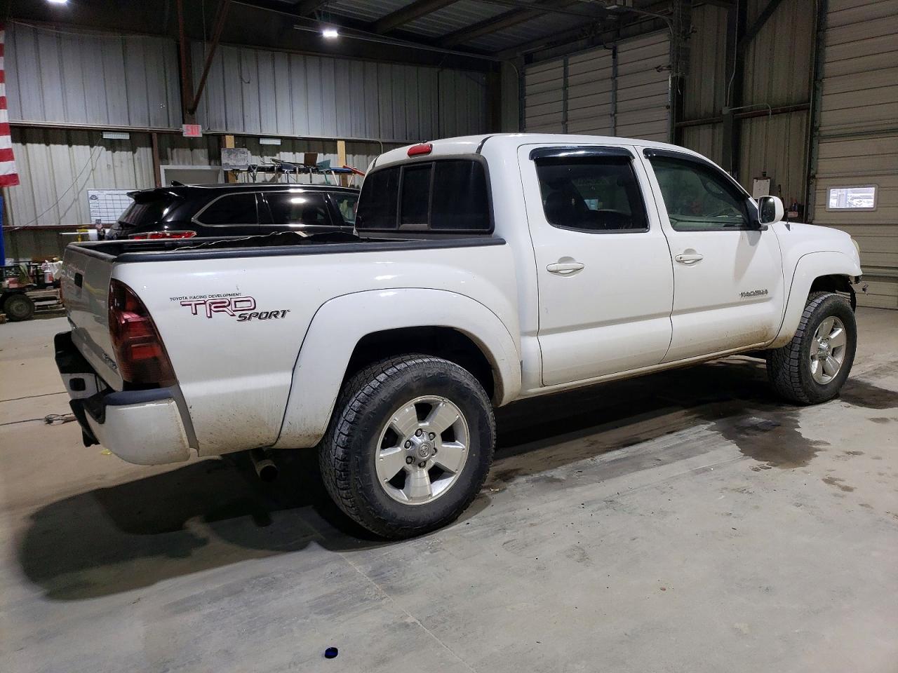 2006 TOYOTA TACOMA DOUBLE CAB photo 3