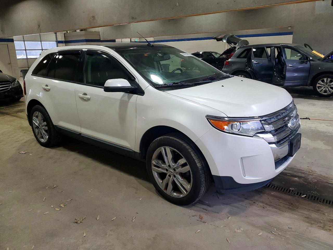 2013 FORD EDGE SEL photo 4