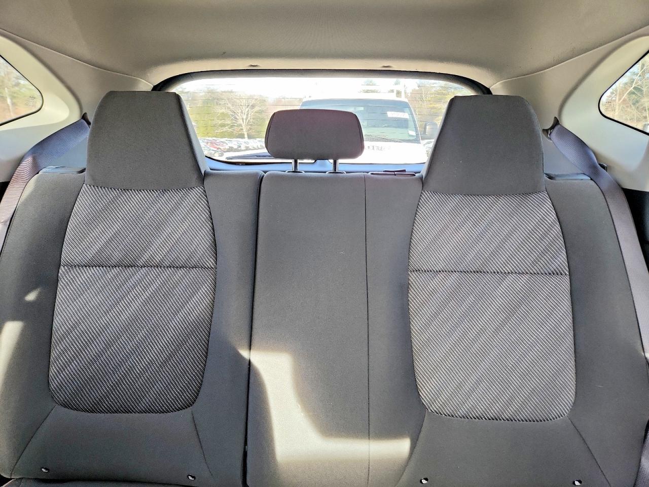 2025 KIA SELTOS LX photo 10