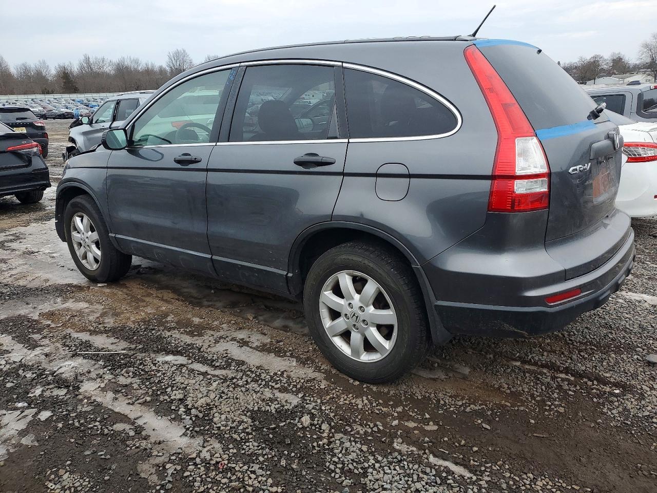 2011 HONDA CR-V SE photo 2