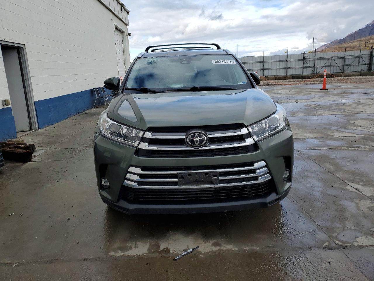 2019 TOYOTA HIGHLANDER LIMITED photo 5
