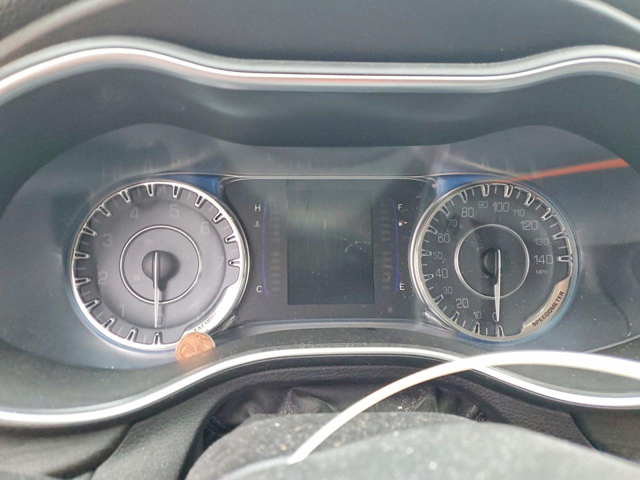2016 CHRYSLER 200 LIMITED photo 9