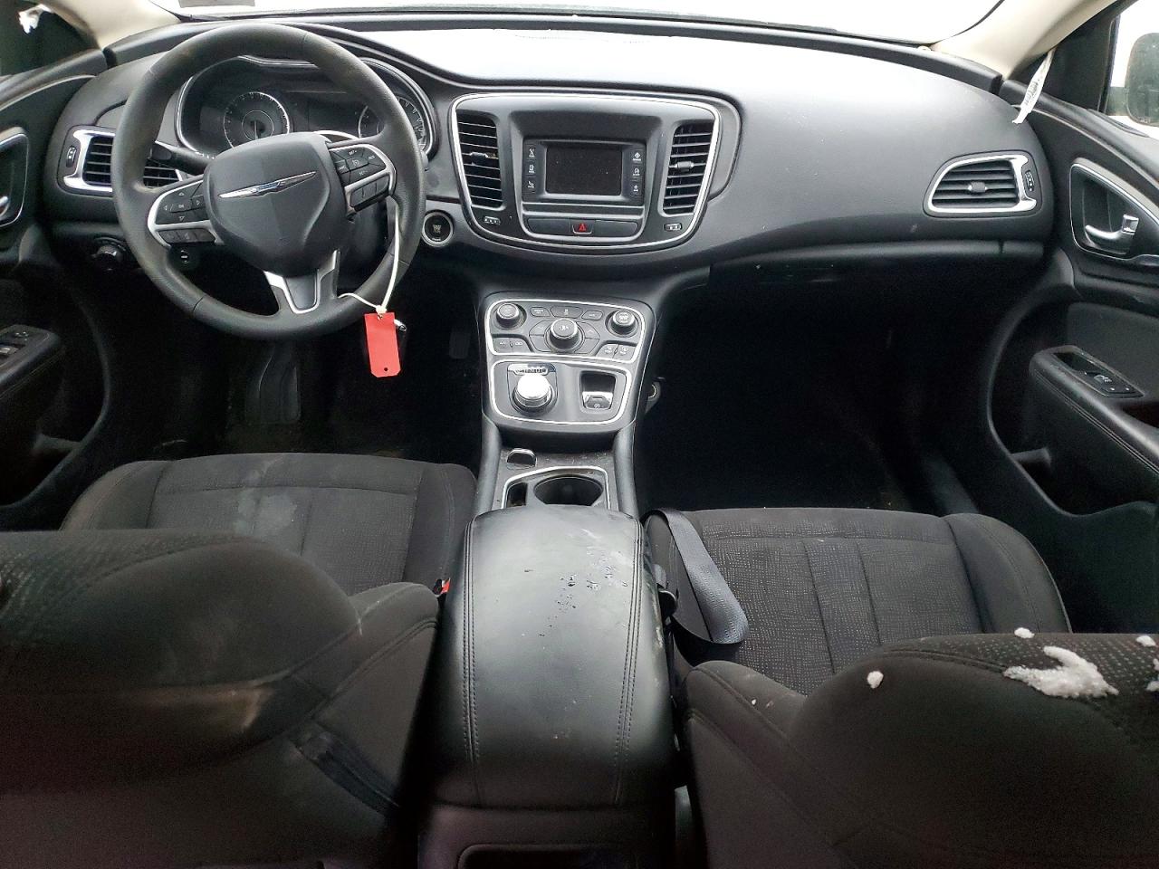 2016 CHRYSLER 200 LIMITED photo 8