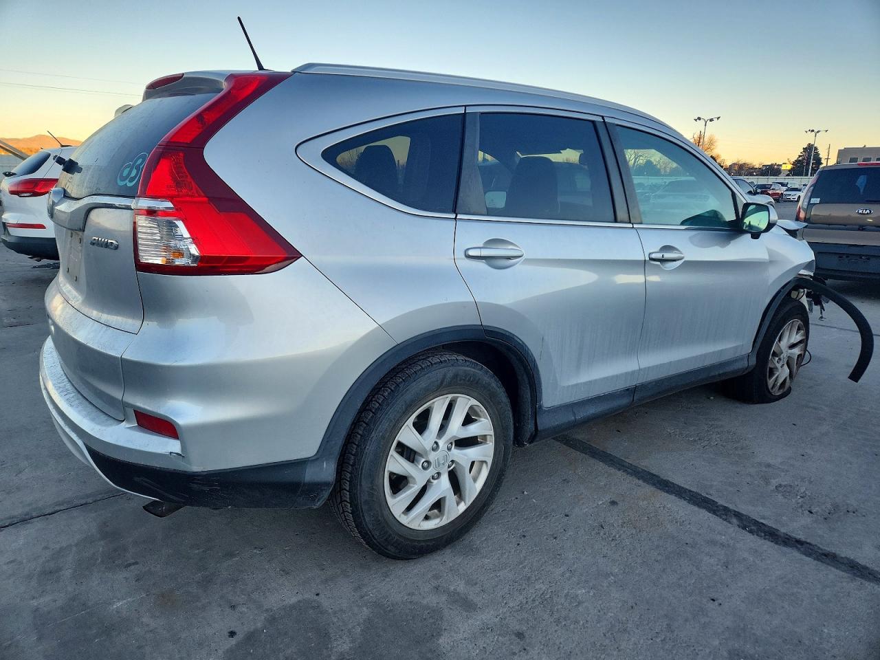 2015 HONDA CR-V EXL photo 3